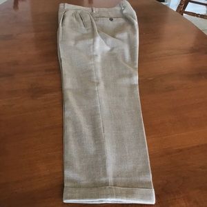 Donna Karan vintage 34x30 100% wool dress pants made Italy excellent condition